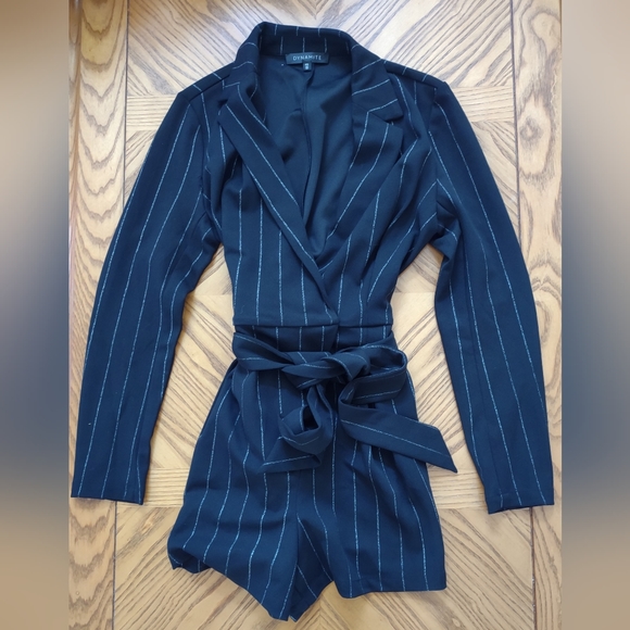Dynamite blazer black lined detailing tie romper - Picture 3 of 5